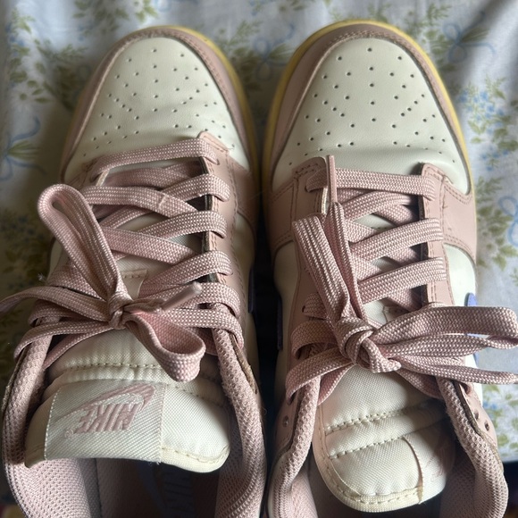 Nike Low-Top Sneakers in Pastel Pink, White & Lavender - Picture 3 of 3